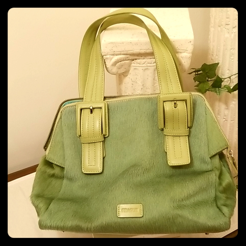 Prague - lime green purse